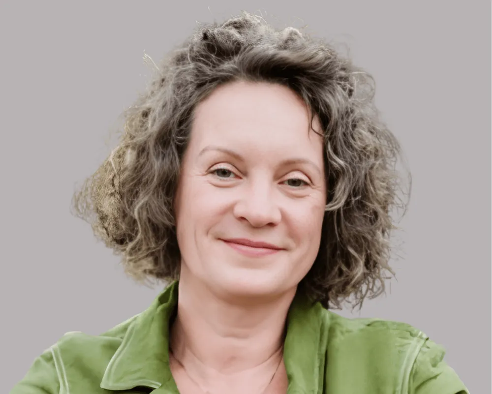 Jacqui Sjenitzer